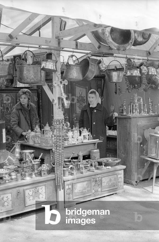 The Auer Dult in Munich, 1965 (b/w photo)