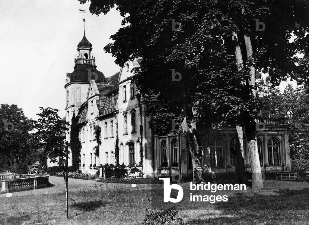 The Altenhausen Castle near Magdeburg, circa 1930s