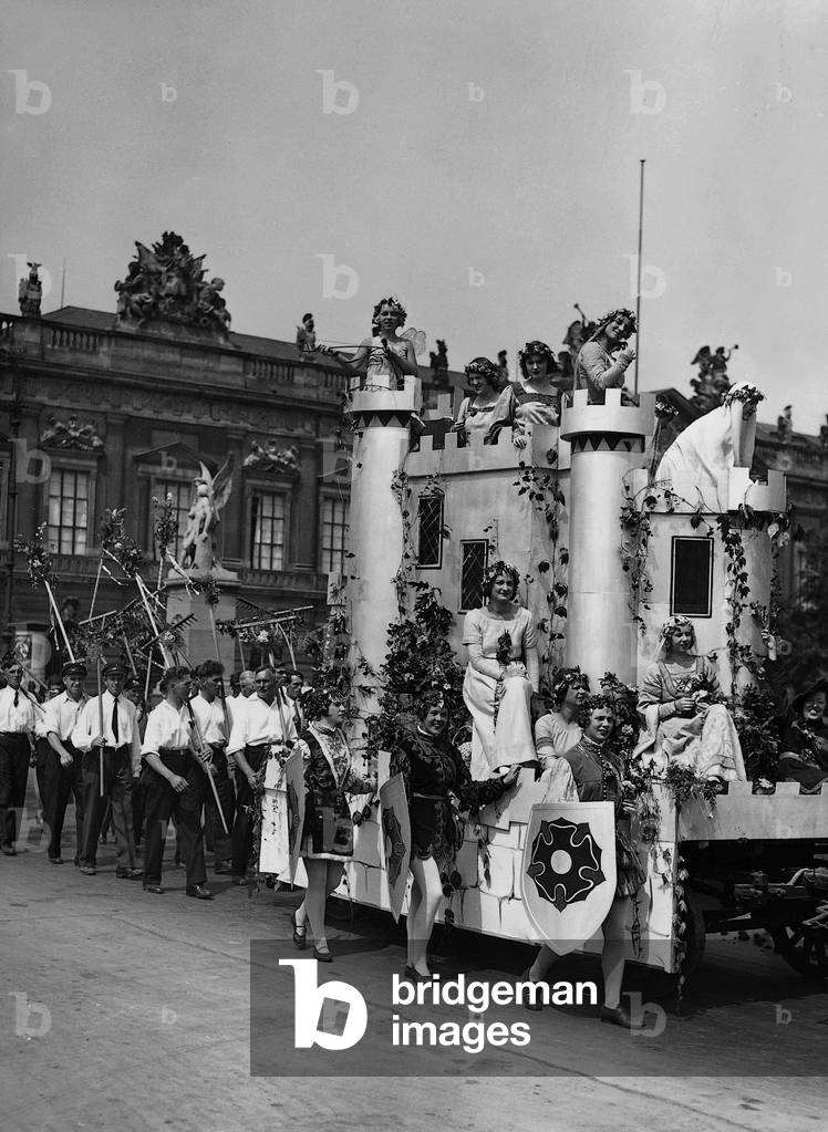 Demonstration on the 'Day of the Rose' in Berlin, 1934 (b/w photo)