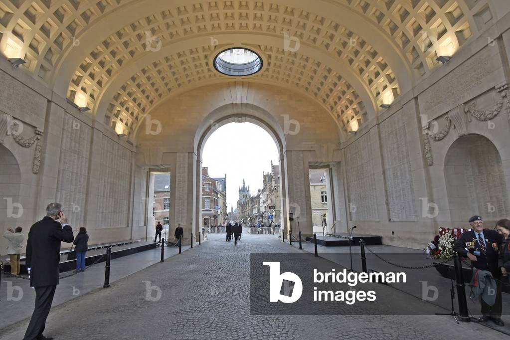 Commemoration of the 1st World War, Menin Gate, Ypres, 11th November 2015 (photo)