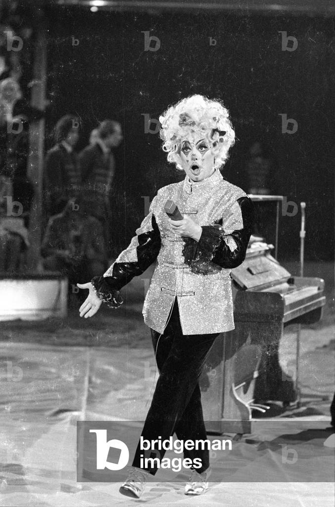 Singing clown at Circus Krone, 1970 (b/w photo)