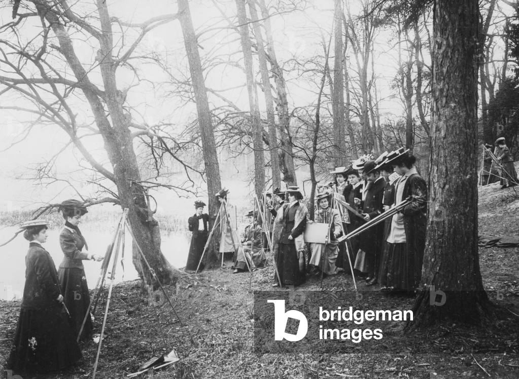 Drawing and painting school of the Verein der Kuenstlerinnen zu Berlin, turn of the century (b/w photo)