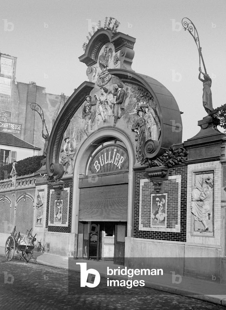 Entrance gate of the Paris dance hall 'Bal Bullier', 1909 (b/w photo)