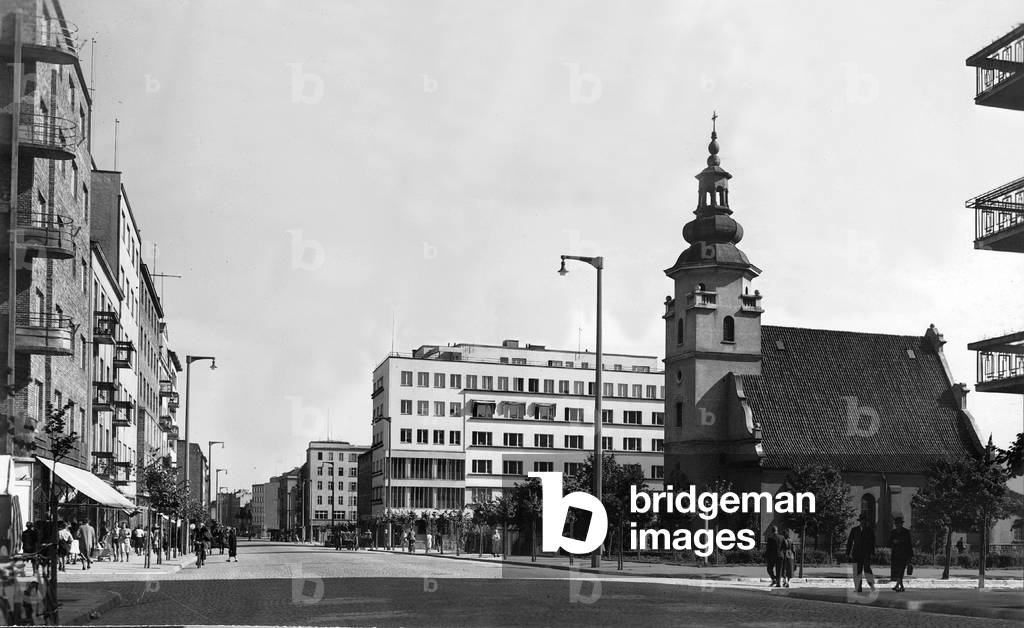 Sight of the Adolf Hitler street in Gotenhafen, 1939 (b/w photo)