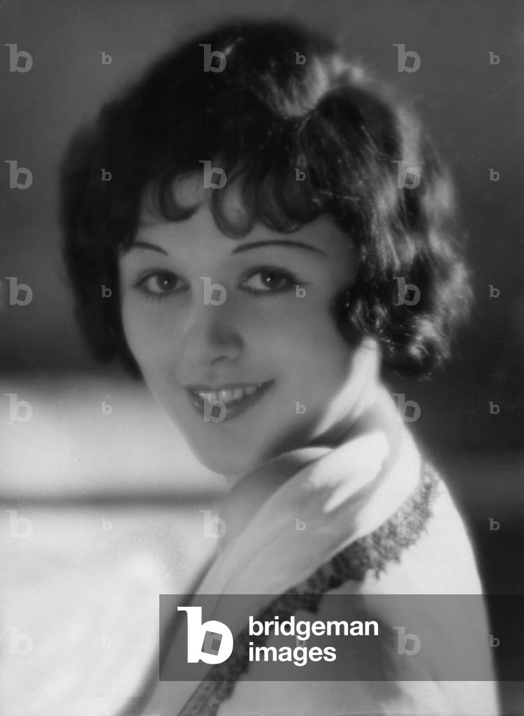 Portrait of a woman, 1929 (b/w photo)