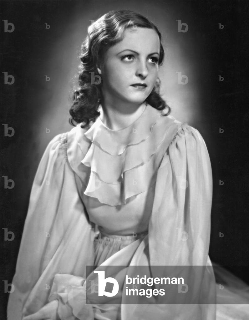 Hansi Knoteck in 'The Saint and her fool', 1935 (b/w photo)