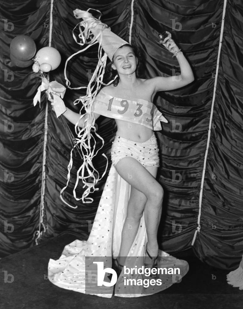 New Year's greetings, 1939 (b/w photo)