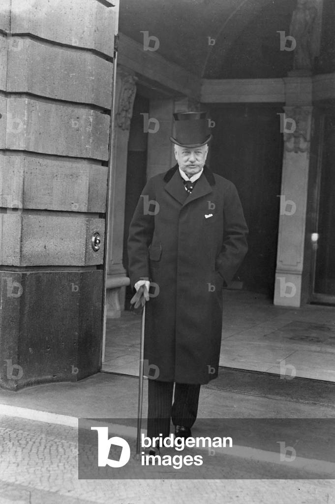 Bernhard von Buelow, 1914 (b/w photo)