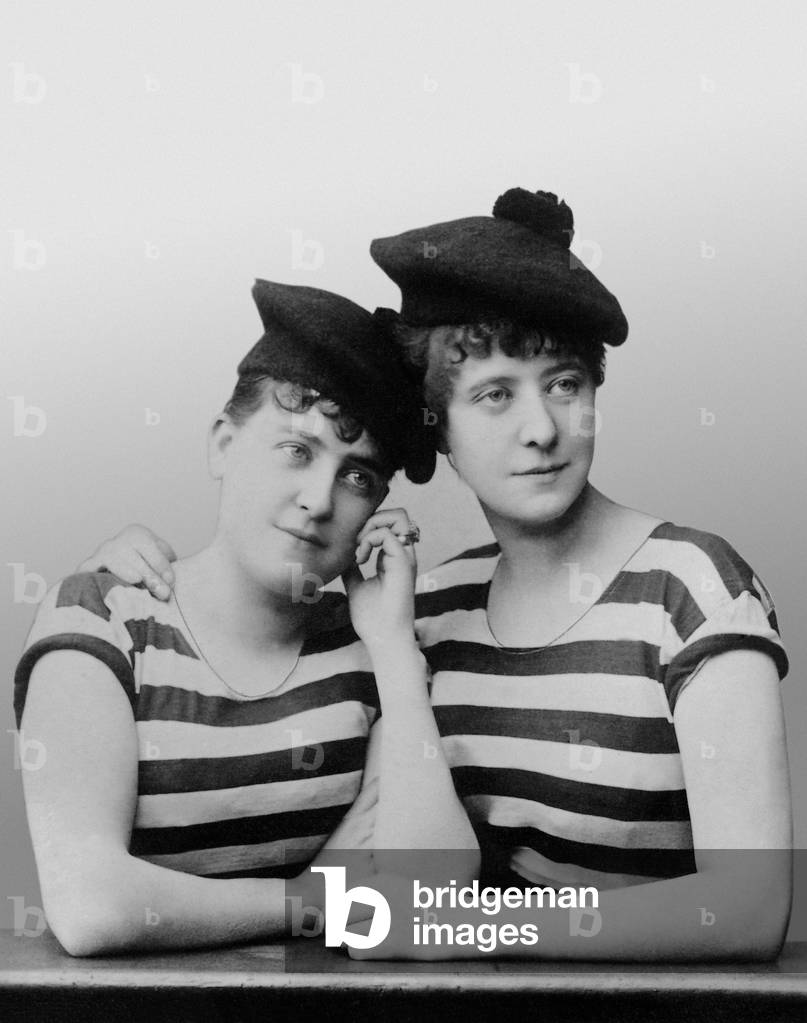 Adele and Wilhelmine Sandrock, 1929 (b/w photo)