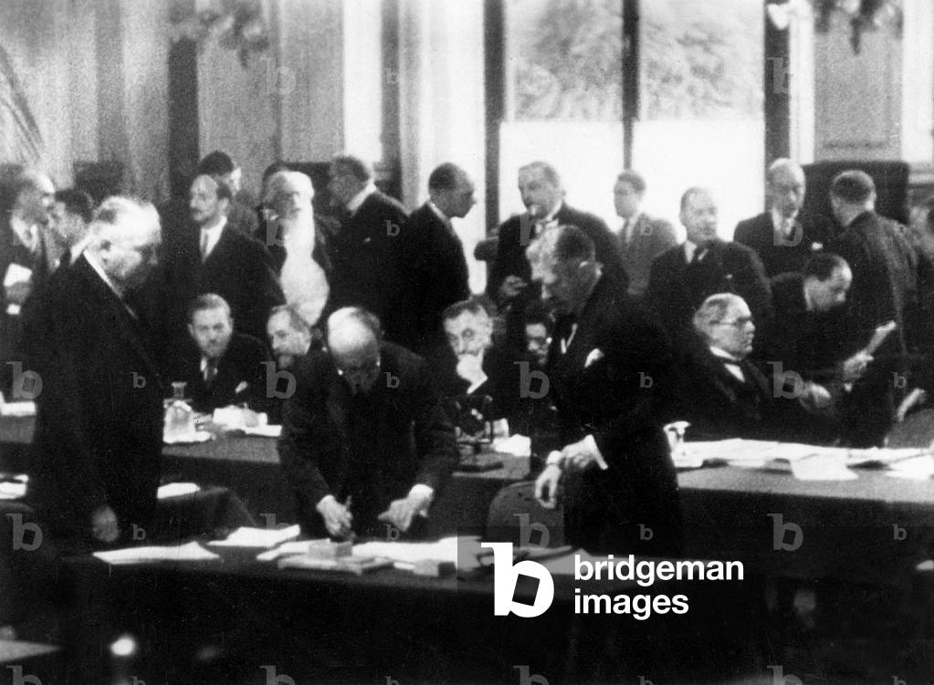 The Lausanne Conference in 1932 - Signing of the Treaty (b/w photo)