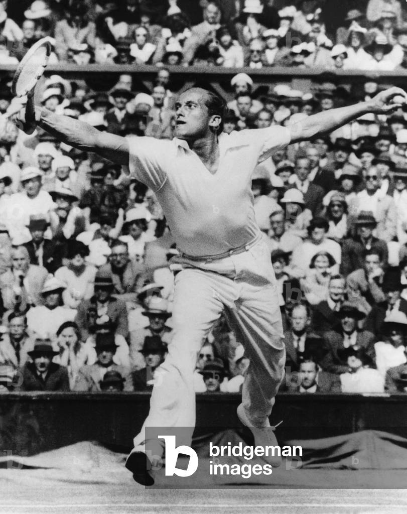 Roderich Menzel at a tennis tournament in Wimbledon, 1935