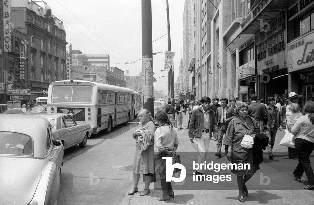 Street scene in Mexico City, 1970 (b/w photo)