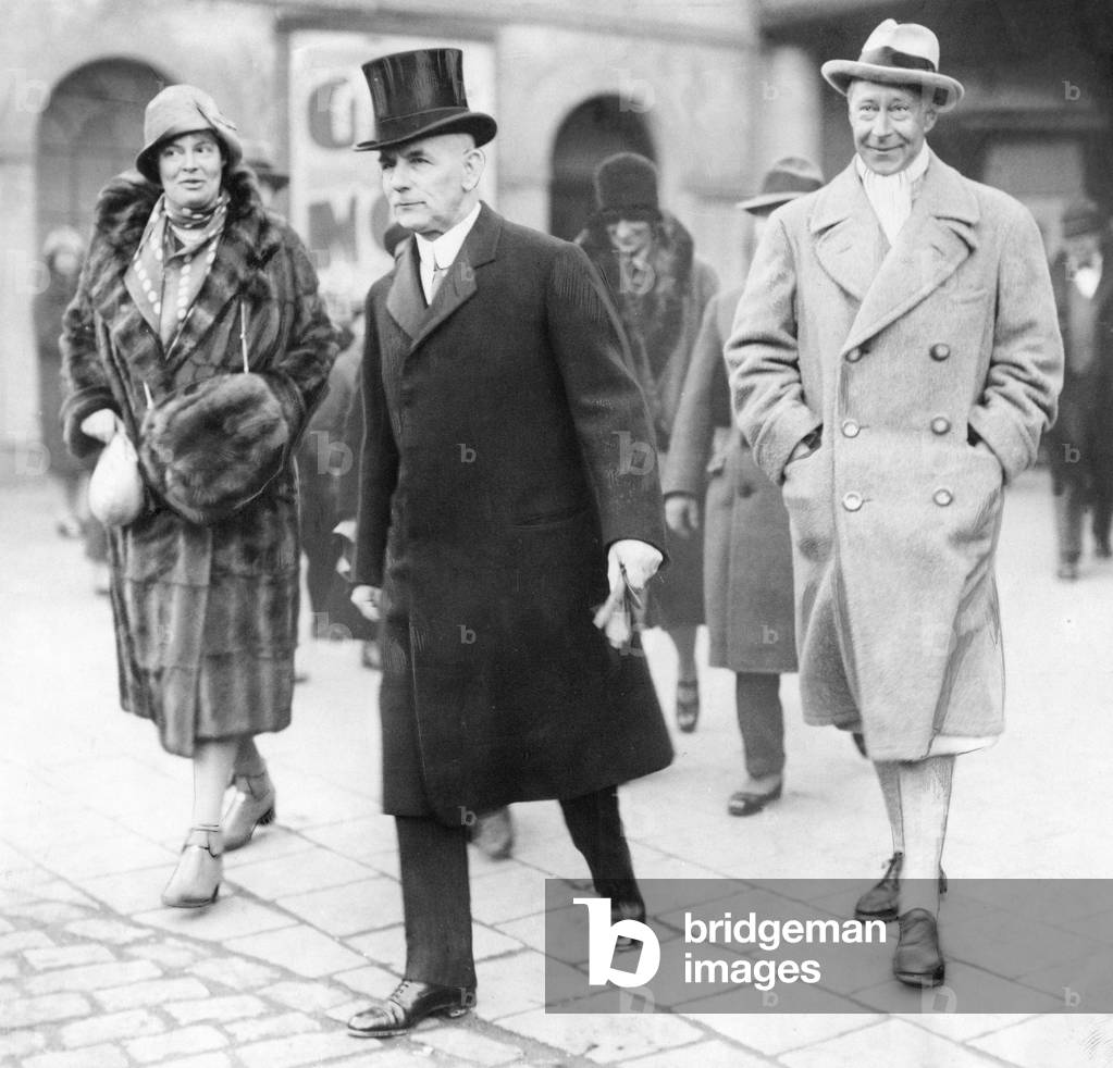 Arrival of the crown prince couple in Doorn, 1929