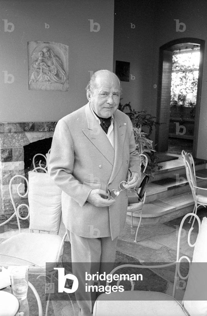 Carl Underberg on the Schwaerzenberg estate on Tegernsee lake, 1966 (b/w photo)