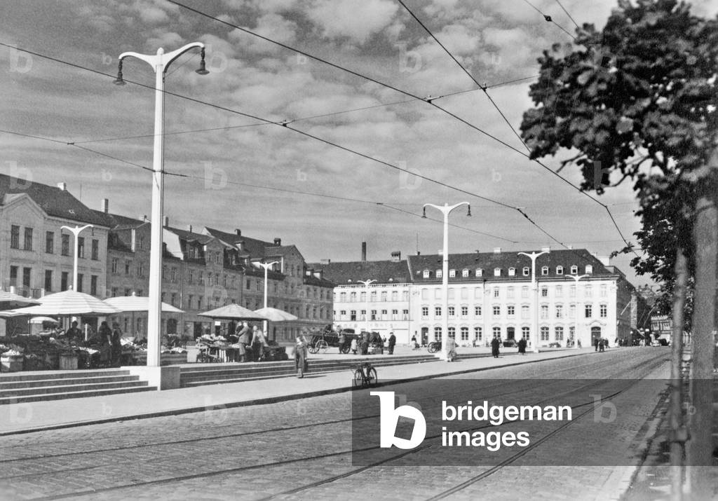 Fuerther Freedom (b/w photo)