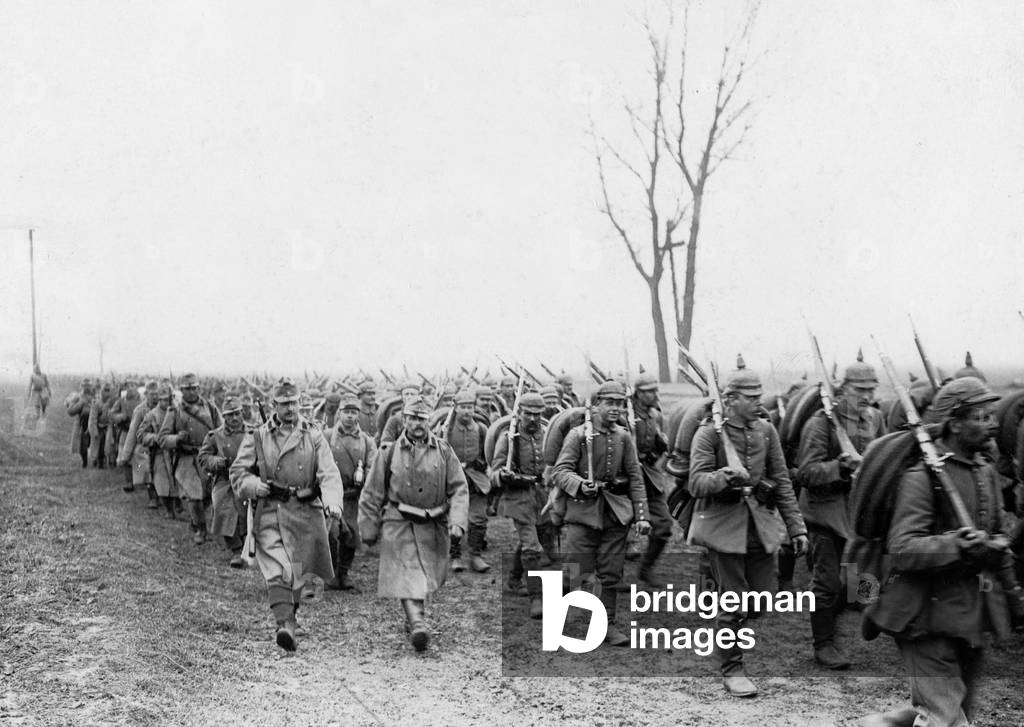 German and Austrian soldiers in Russian Poland, 1915 (b/w photo)