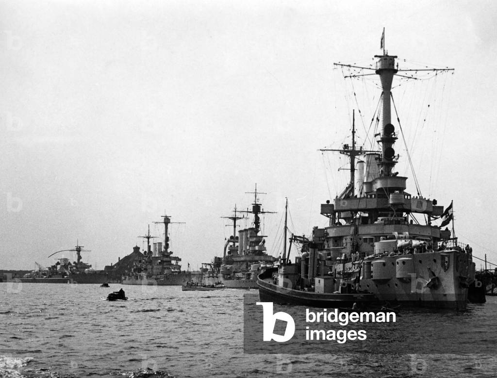 Line ships of the Reichsmarine in the port of Swinoujscie