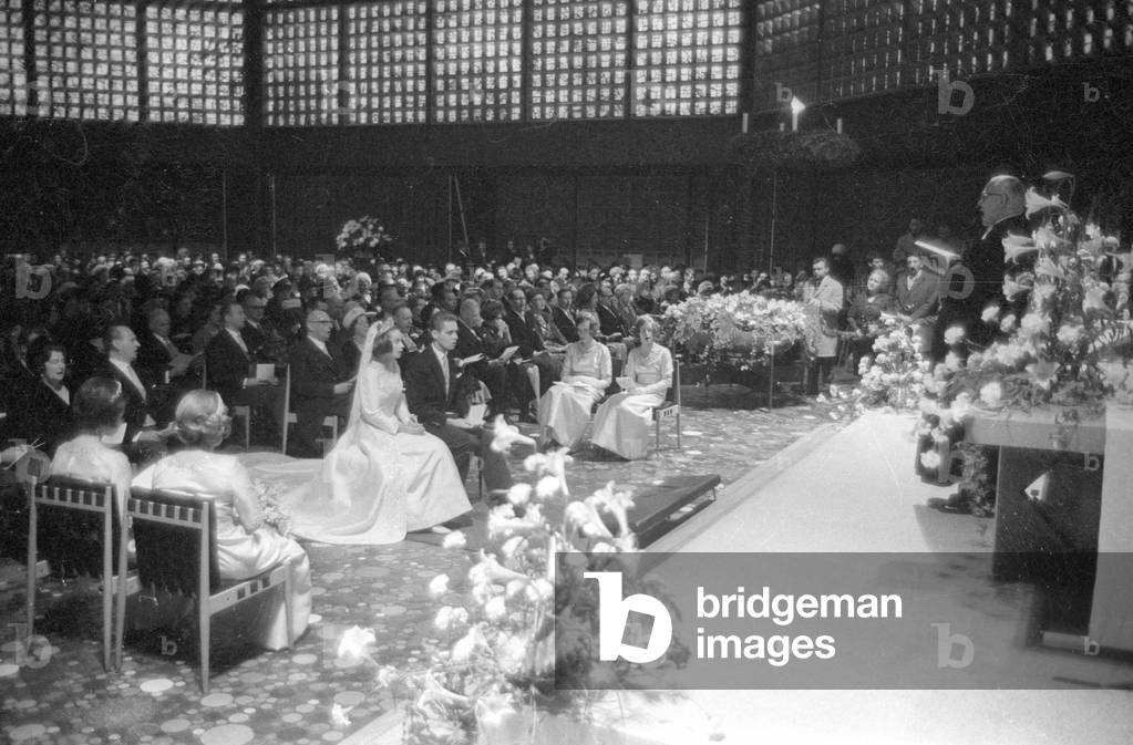 The wedding of Duke of Oldenburg in the Kaiser Wilhelm Memorial Church, 1965 (b/w photo)
