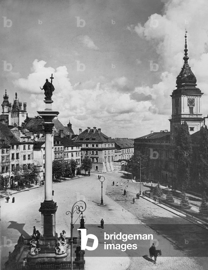 Castle Square in Warsaw, 1938 (b/w photo)