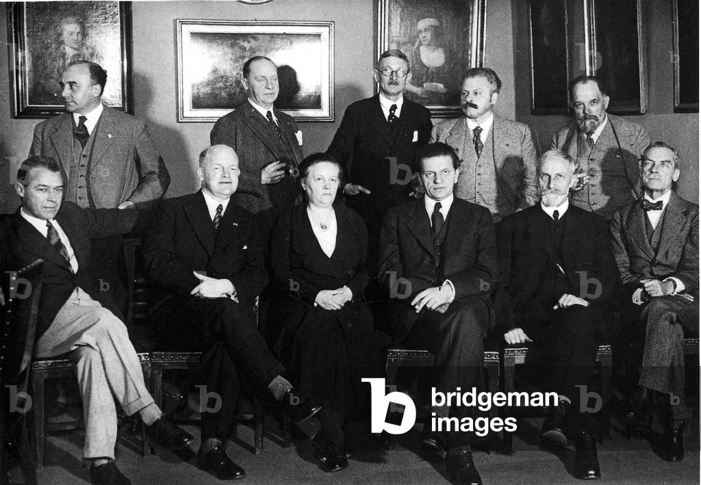 Members of the Prussian Academy of Fine Arts in 1934 (b/w photo)