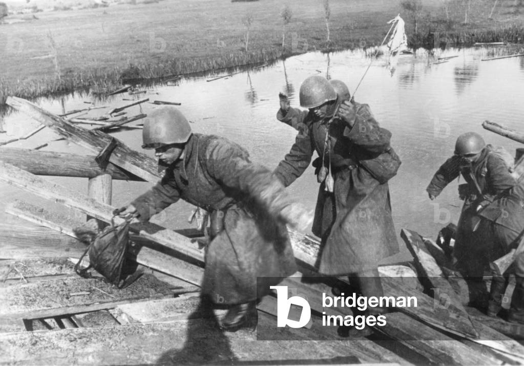 Russian soldiers surrender, 1941 (b/w photo)