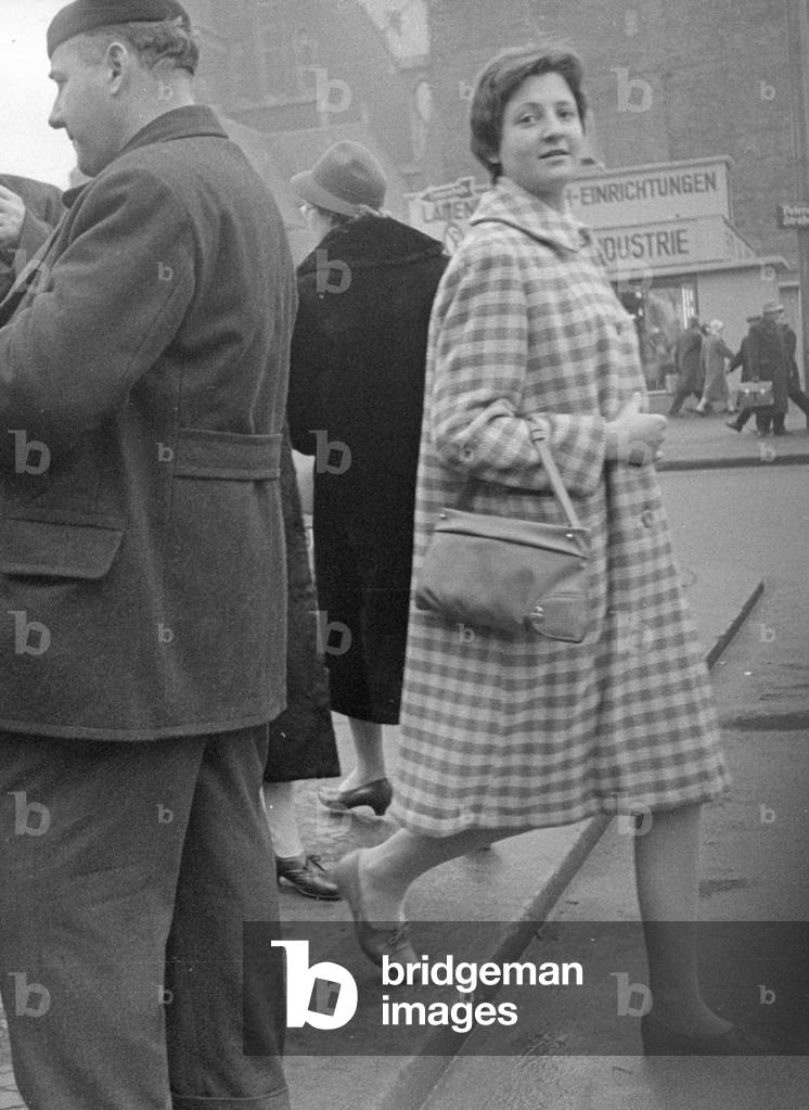 Leipzig at the time of the fair, 1960 (b/w photo)