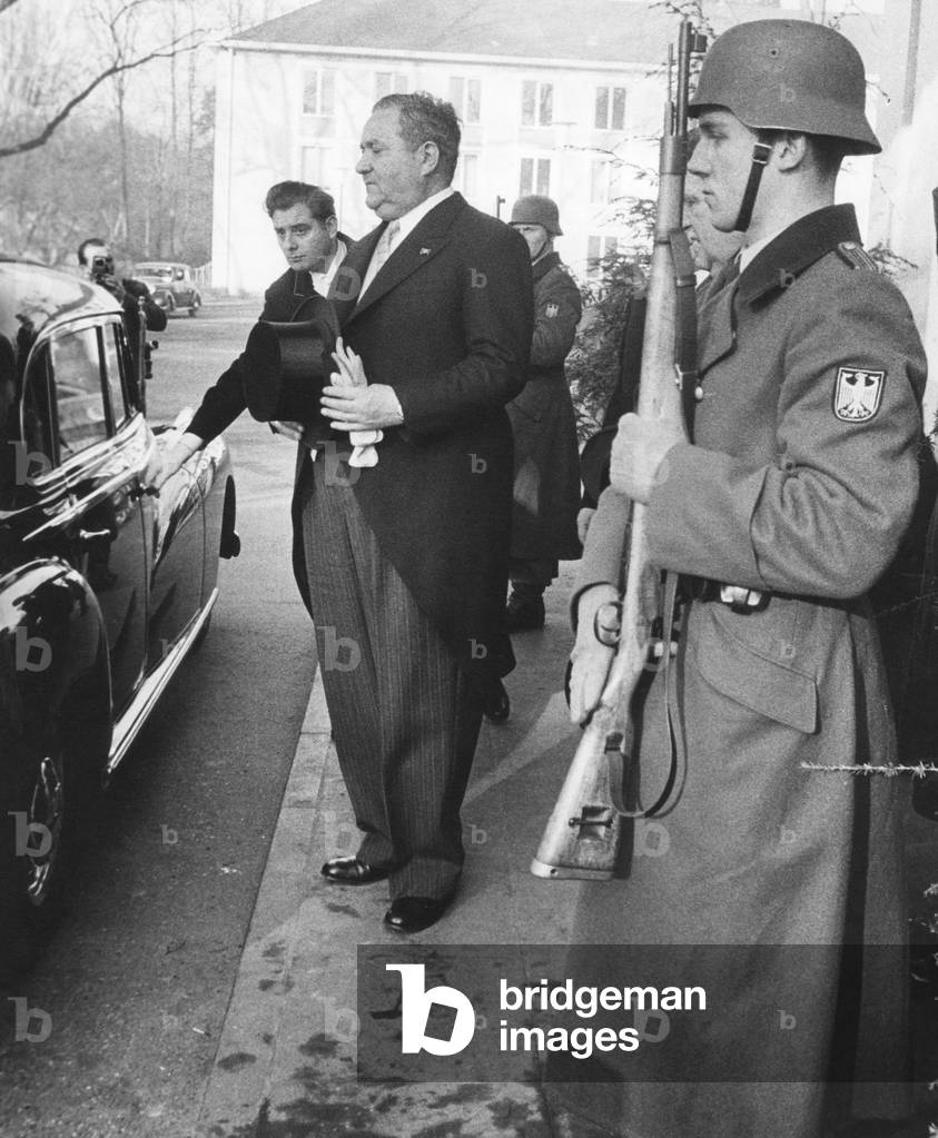 Carlo Schmid, 1956 (b/w photo)