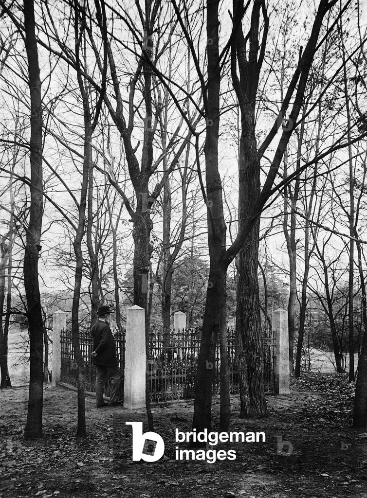 Tomb of Heinrich von Kleist at the Berlin Wannsee (b/w photo)