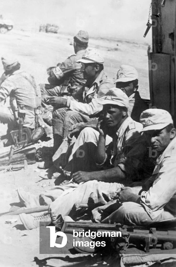 Soldiers of the Africa Corps resting, 1942 (b/w photo)