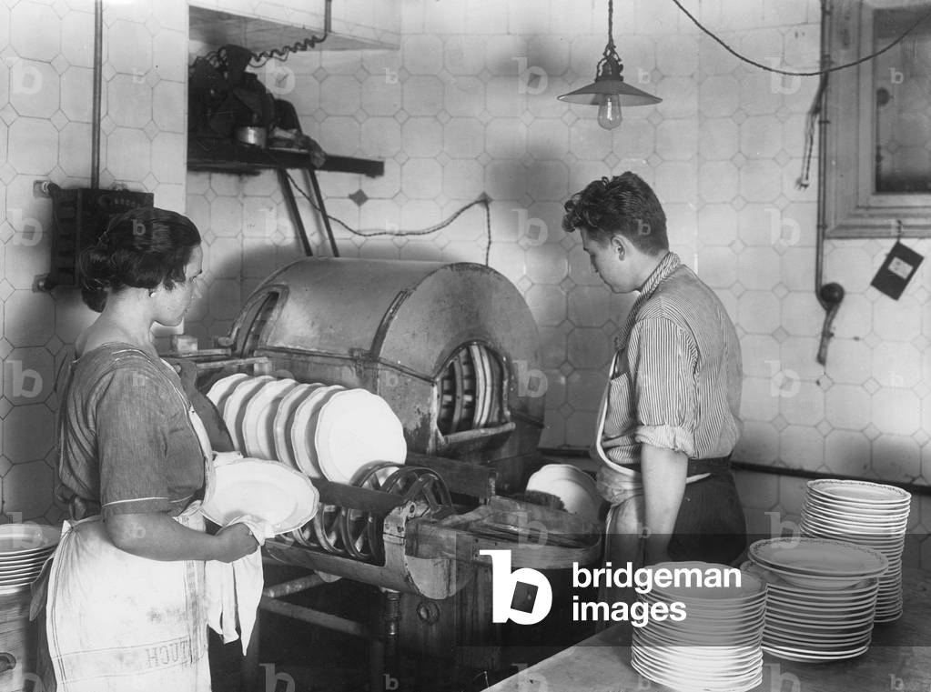 Dishwasher, 1926 (b/w photo)
