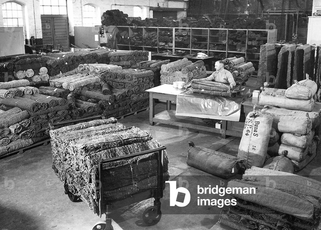 Production at Buna, 1936 (b/w photo)