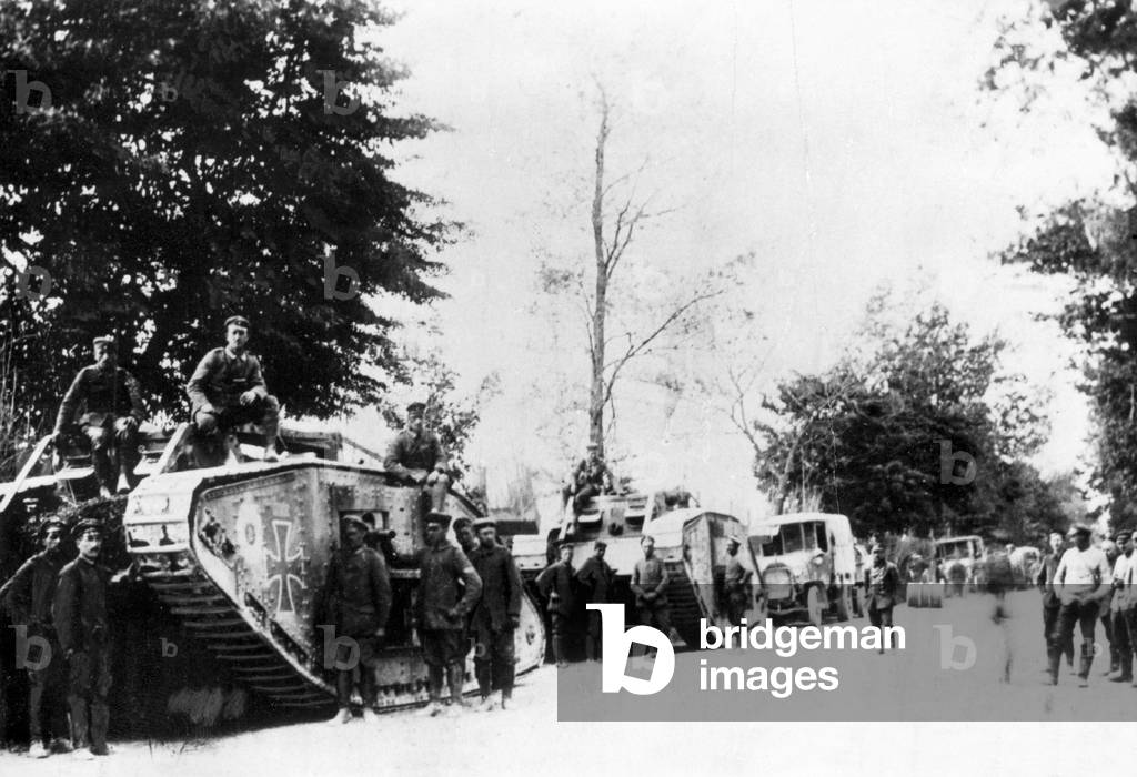 German tanks at the ready during combat between Aisne and Marne, 1918 (b/w photo)