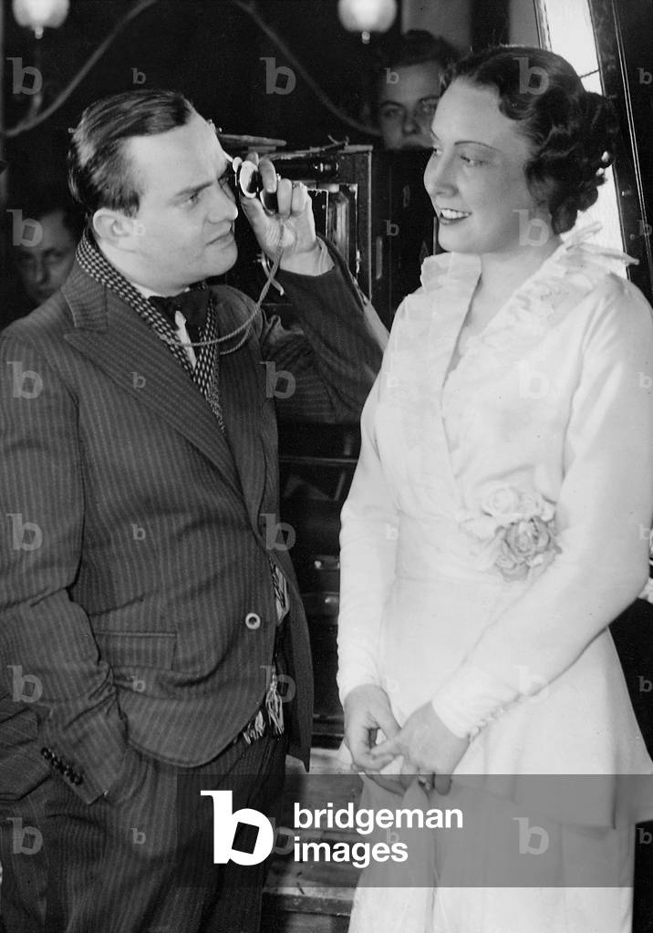 Friedl Behn and Lida Baarova at the filming of 'Barcarolle', 1935 (b/w photo)