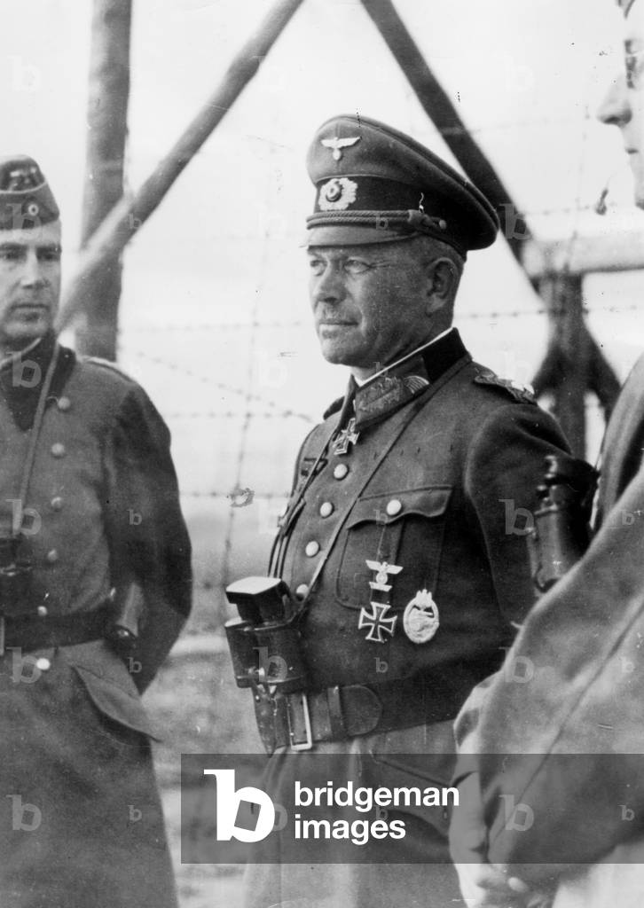 Heinz Guderian on the Eastern Front, 1941 (b/w photo)