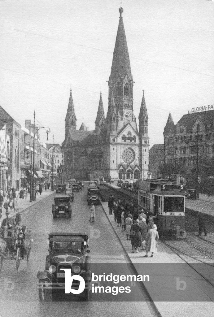 Berlin, 1930 (b/w photo)