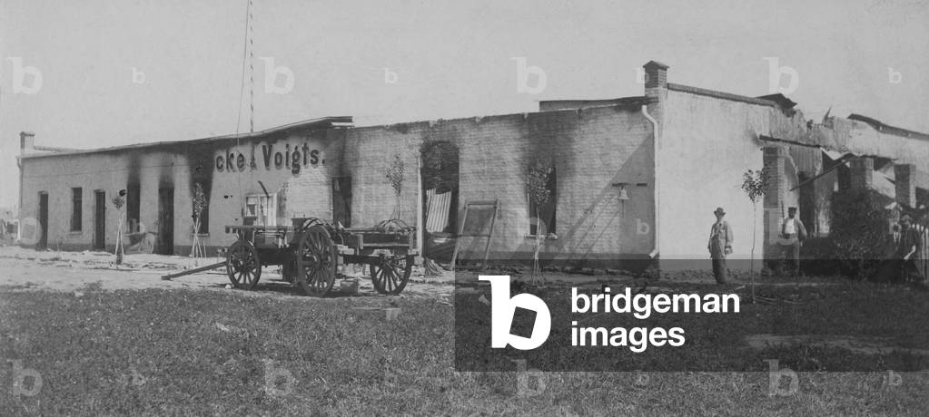 German merchant in Okahandja, 1904 (b/w photo)