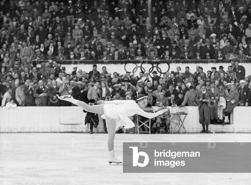 Figure skating at the Olympic winter gamees in Garmisch-Partenkirchen, 1936 (b/w photo)