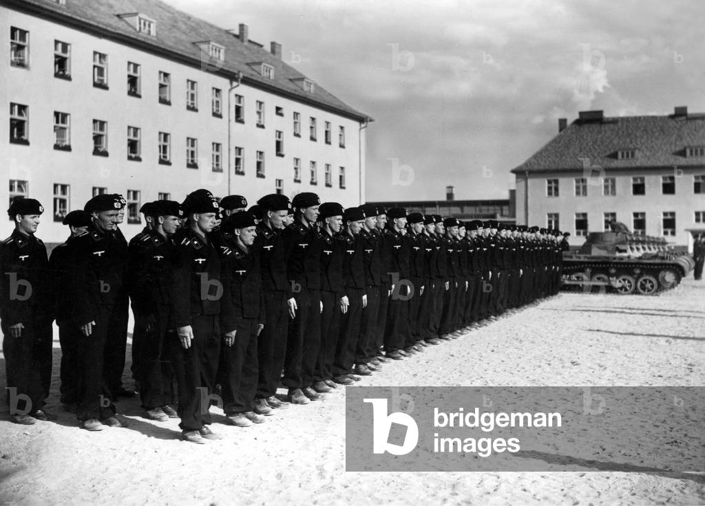 Armoured regiment in the film 