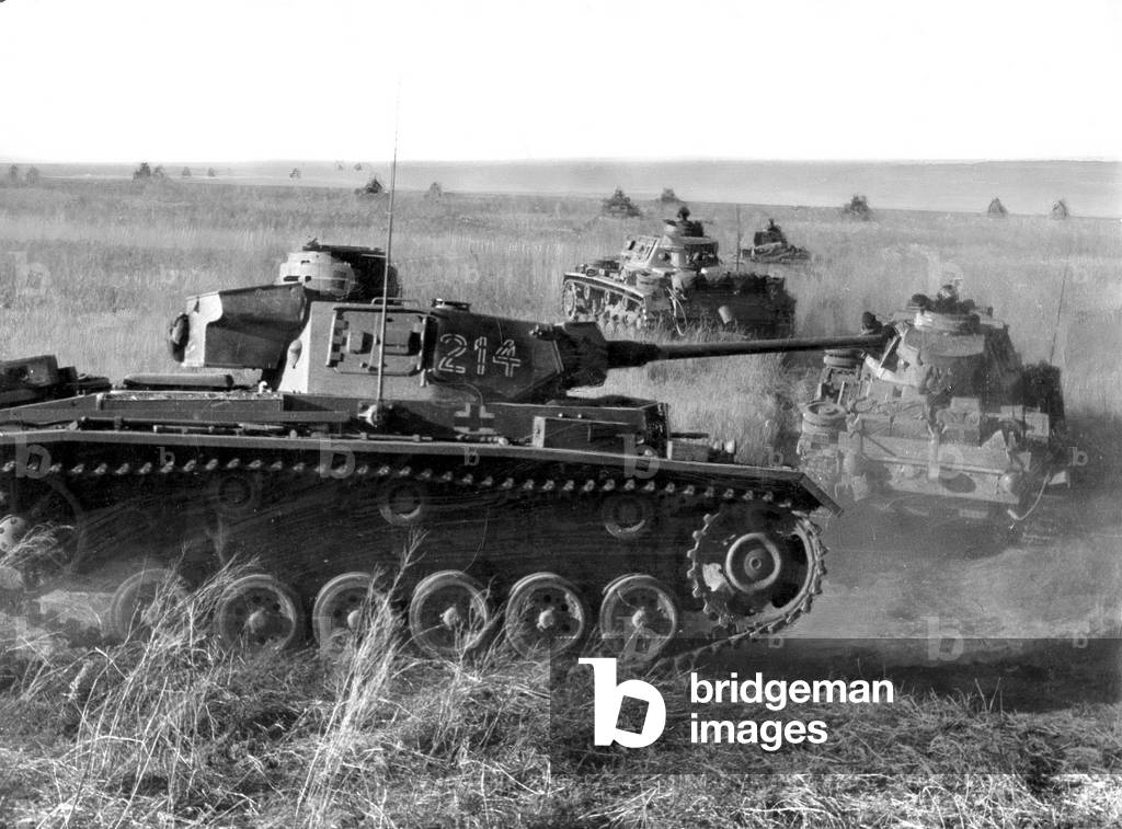 German Panzer III in Russia, 1942 (b/w photo)