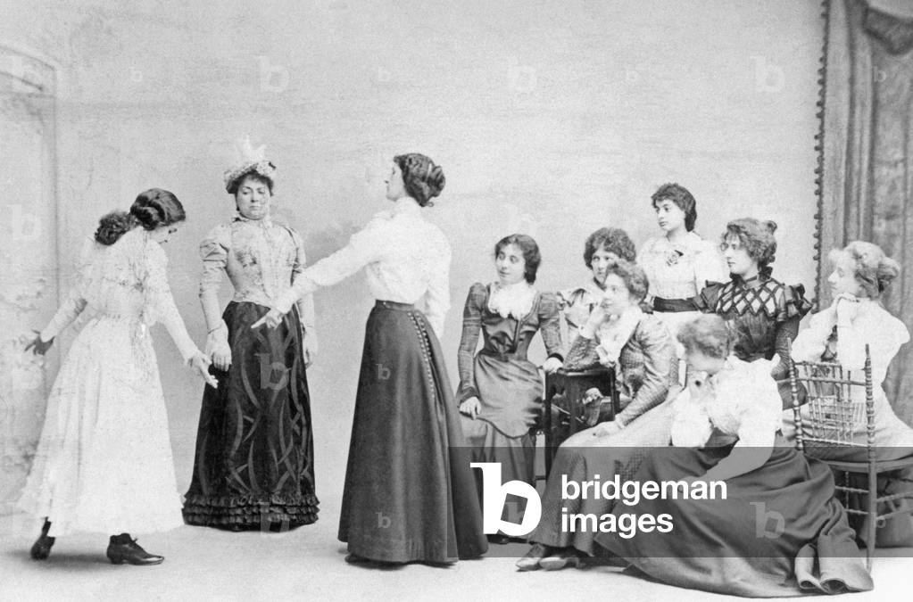 Etiquette lessons for higher girls, 1903 (b/w photo)