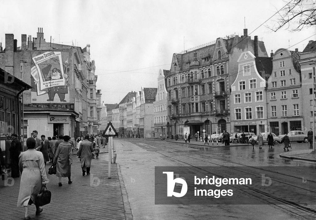 A street in Rostock, 1962 (b/w photo)