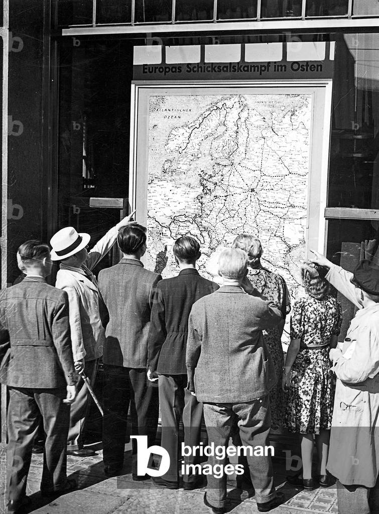 Berlin during the war, 1942 (b/w photo)