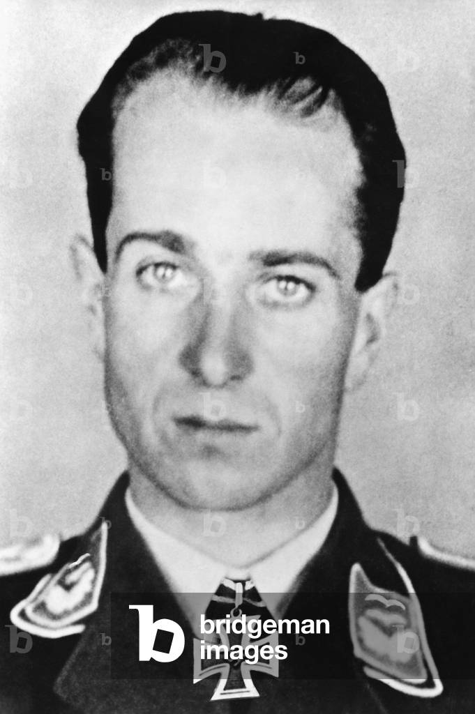 Knight's Cross bearer Hartmann Grasser, 1941 (b/w photo)