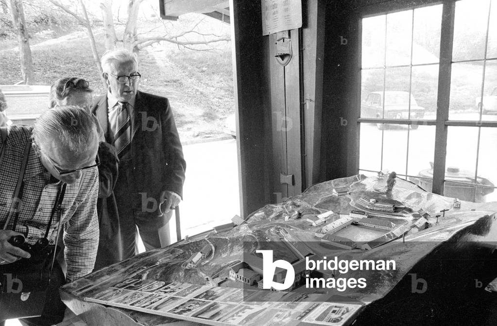 Tourists on the Obersalzberg, 1974 (b/w photo)
