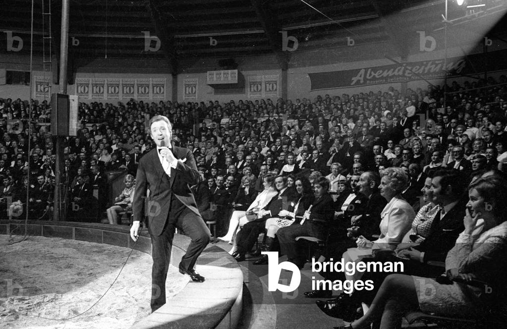 Peter Alexander at Circus Krone, 1969 (b/w photo)