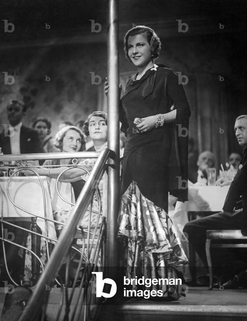 Renate Mueller in 'Der kleine Seitensprung' (The Little Escapade), 1931 (b/w photo)