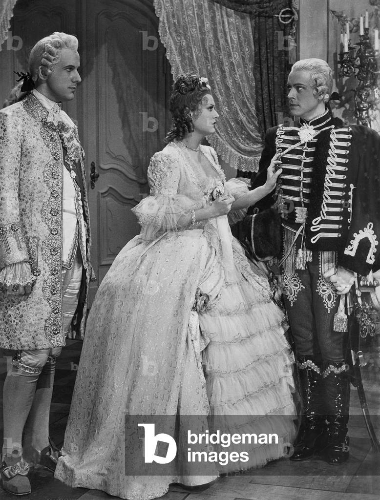 Axel von Ambesser, Marika Roekk and Wolf Albach-Retty in 'Tanz mit dem Kaiser', 1941 (b/w photo)