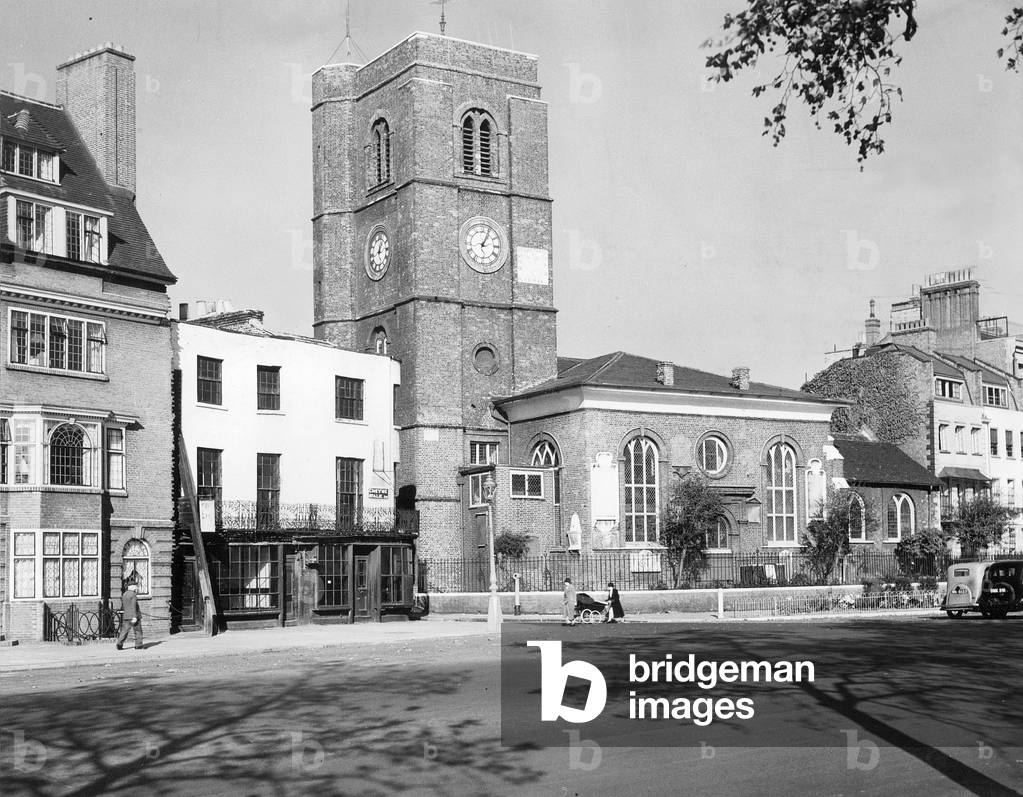 Chelsea Old Church in London, 1938 (b/w photo)