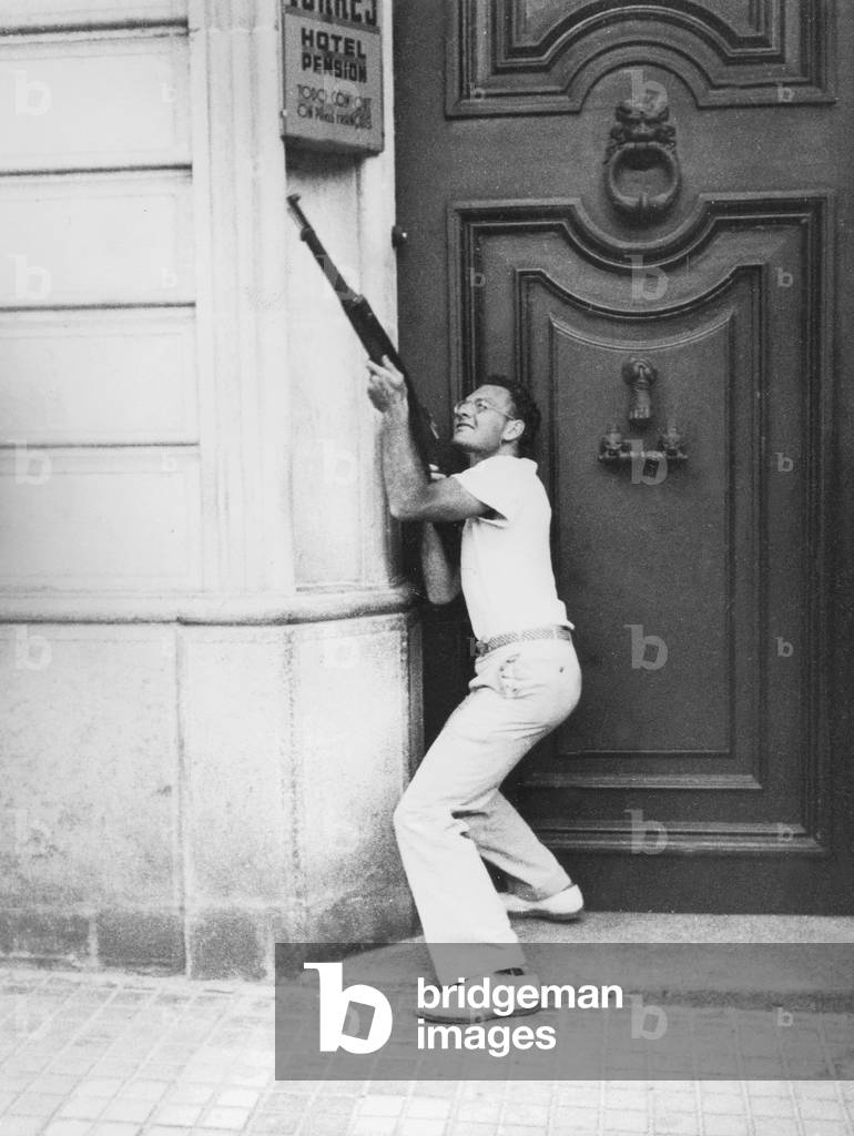 Armed combatant of the Loyalists in Barcelona, 1936 (b/w photo)