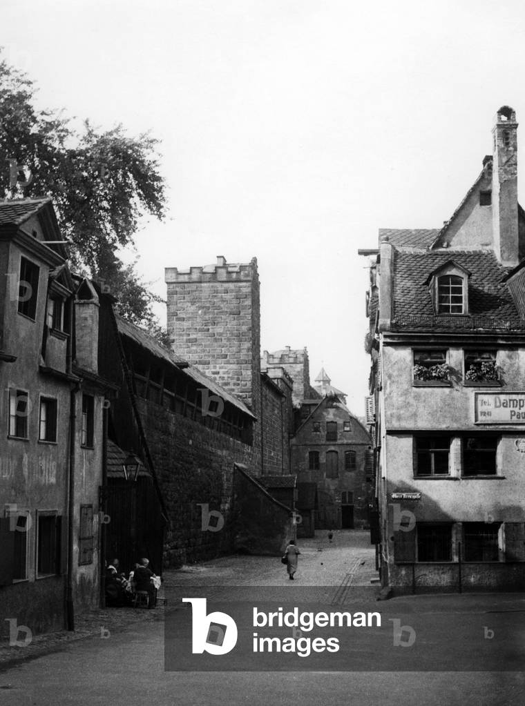 Nuremberg city wall, 1934 (b/w photo)